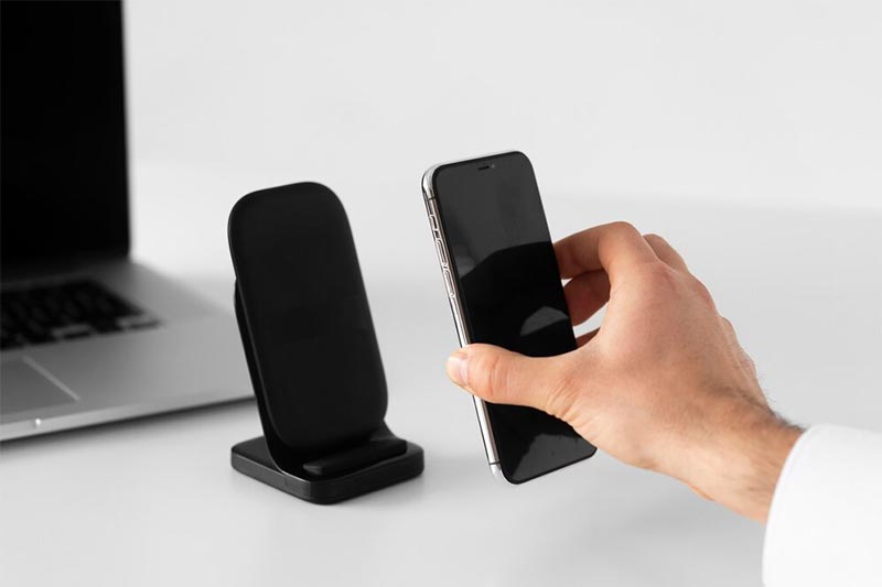 Kelebihan Wireless Charger